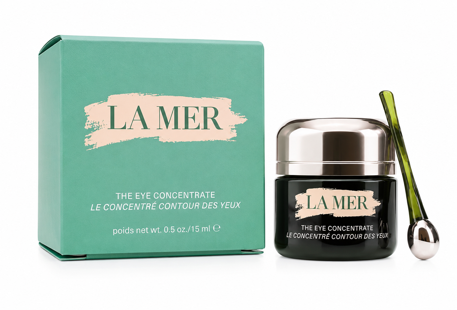 La Mer eye concentrate with packaging on a white background